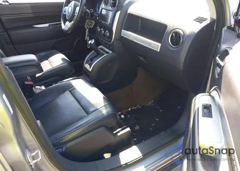 2017 Jeep Compass High Altitude 4X4 z USA, uszkodzony, nr VIN 1C4NJDEB4HD178065